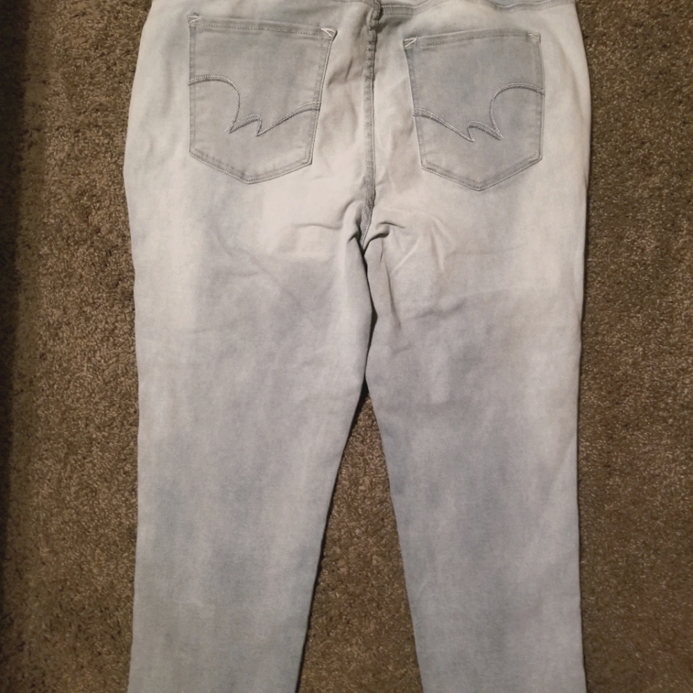 Womens wallflower instasoft jeans